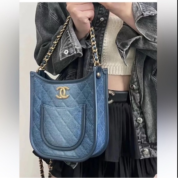 Chanel Blue Quilted Denim Hobo Bag - Picture 8 of 13